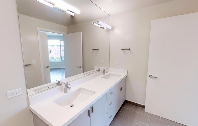 3 beds, 2 baths, 1,225 sqft, $5,950, Unit 204