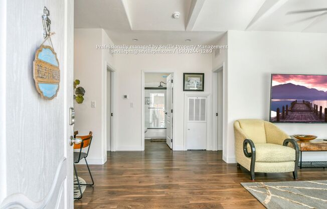 NEWER 2 BR/1 BA detached 1-story unit available 2/1/2026