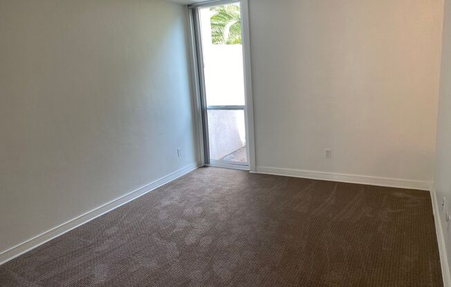 1 bed, 1 bath, $2,300, Unit # 241