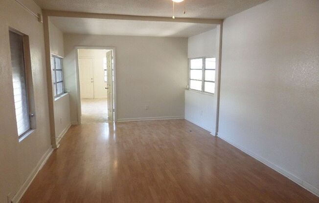 2 beds, 1 bath, 724 sqft, $1,695