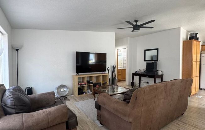 Charming & Updated Home in Kittitas, WA