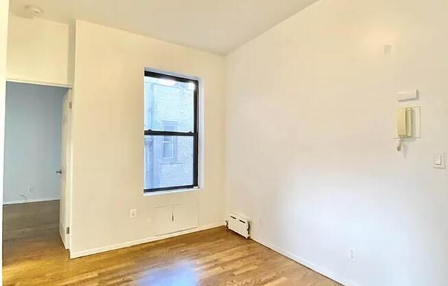 1235 1 AVE