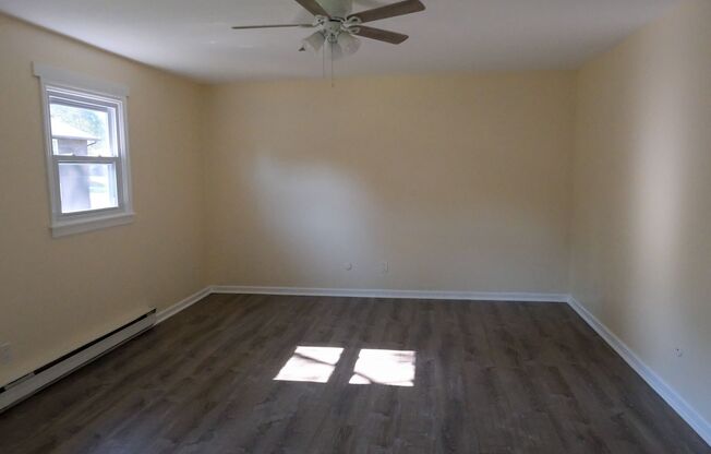 1 bed, 1 bath, $1,395, Unit Apt 4B