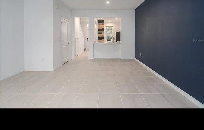 6329 FAIRMONT LN