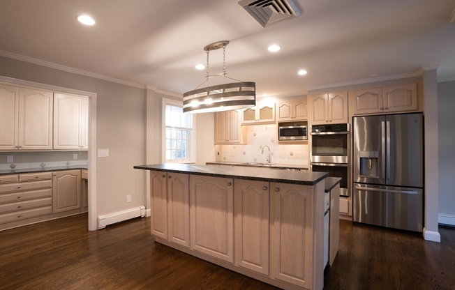 40 PUDDINGSTONE LN