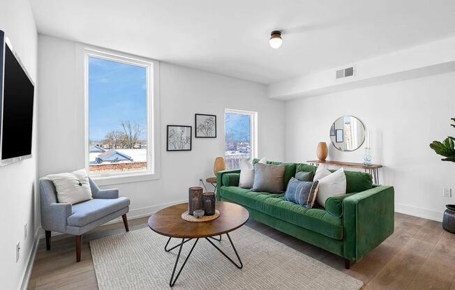 1 bed, 1 bath, 698 sqft, $1,399, Unit Unit 202