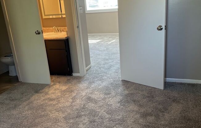 1 bed, 1 bath, 400 sqft, $829, Unit 8506