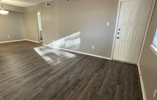 2 beds, 2 baths, 1,078 sqft, $1,635