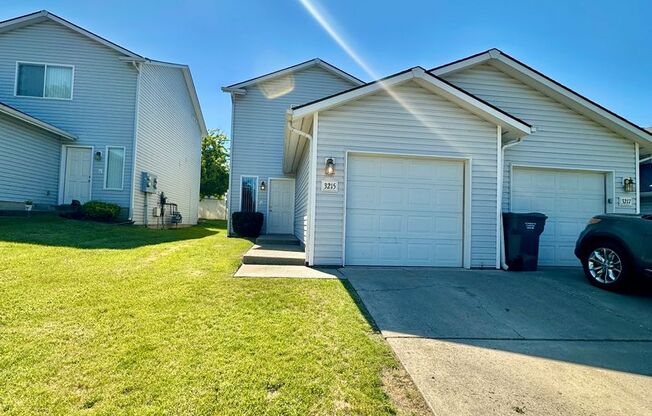 3215,17,19,21 Thicket Ln.