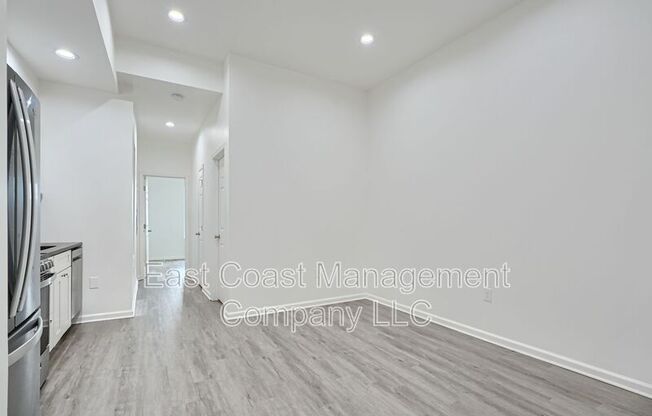 131 E N AVE