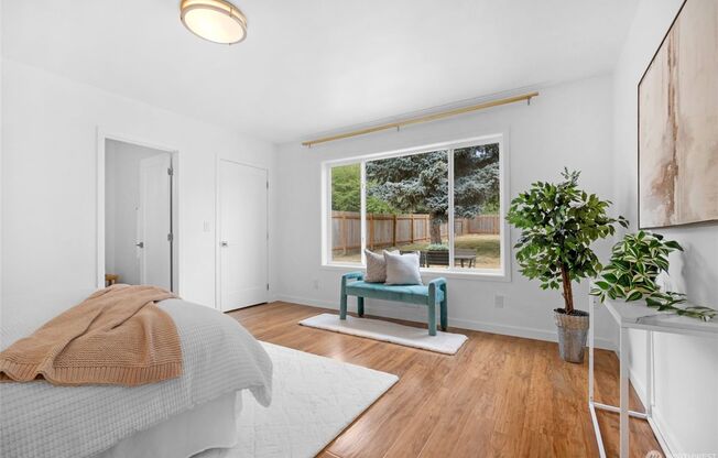 3 beds, 3 baths, $3,795