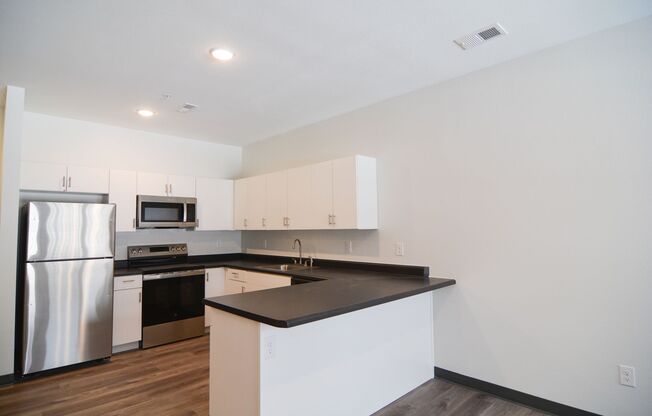 1 bed, 1 bath, 673 sqft, $1,062, Unit 135
