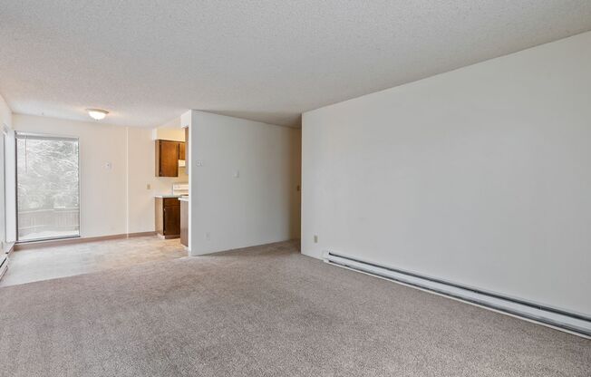 2 beds, 1 bath, 859 sqft, $1,200, Unit 4