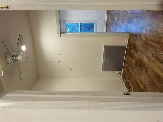 2 beds, 1 bath, 750 sqft, $2,200, Unit 2R