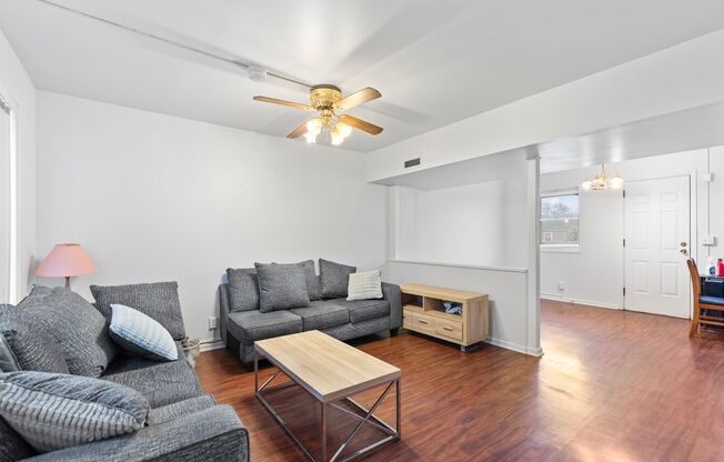 Make This 3 Bedroom 2 Bathroom Condo Yours