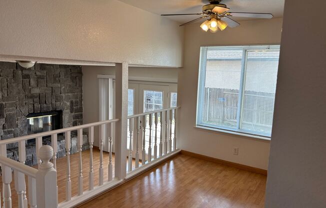 Close to Schools & Shopping