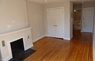 59 W 8 ST