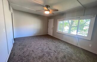 2 beds, 1 bath, $1,400