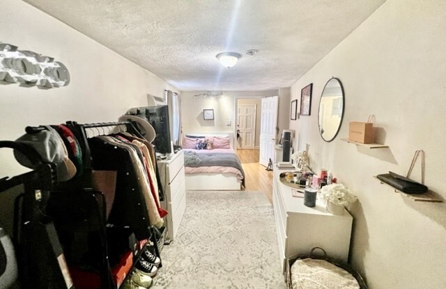 20 Bartlett Pl.