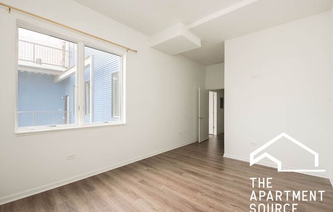 3 beds, 2 baths, $3,595, Unit 406