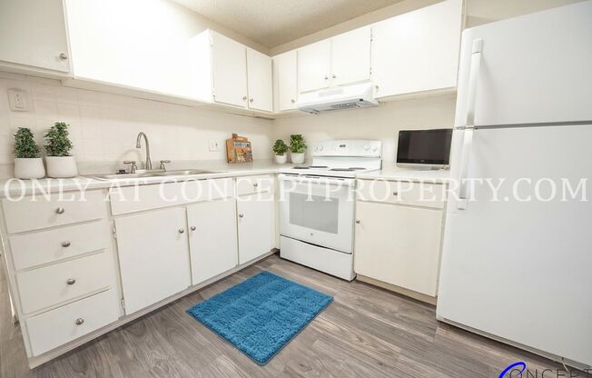 2 beds, 1 bath, 935 sqft, $1,275, Unit 47 R