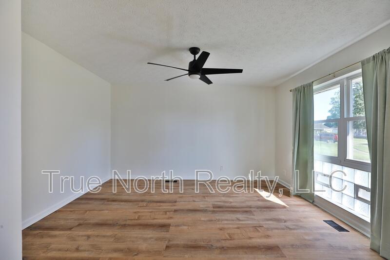 601 DAVENTRY LN