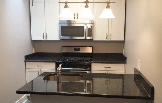 1 bed, 1 bath, $1,750, Unit 108 - 4