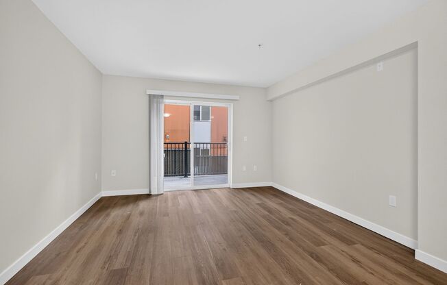 Studio, 1 bath, 413 sqft, $1,445, Unit 208