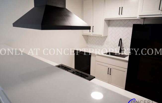 2 beds, 1 bath, 894 sqft, $1,599, Unit 23