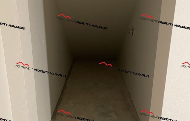 2 beds, 2.5 baths, 1,069 sqft, $1,695, Unit #U-10