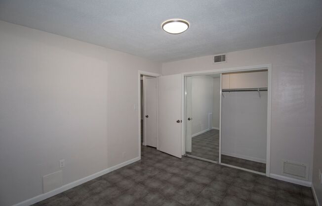 2 beds, 1 bath, $1,865