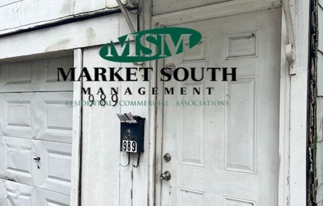 989 E. 33rd Street