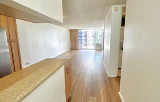 CONVENIENTY LOCATED AND SPACIOUS 2BD/2BA CONDO UNIT - WAIKIKI (NEWLY RENOVATED)