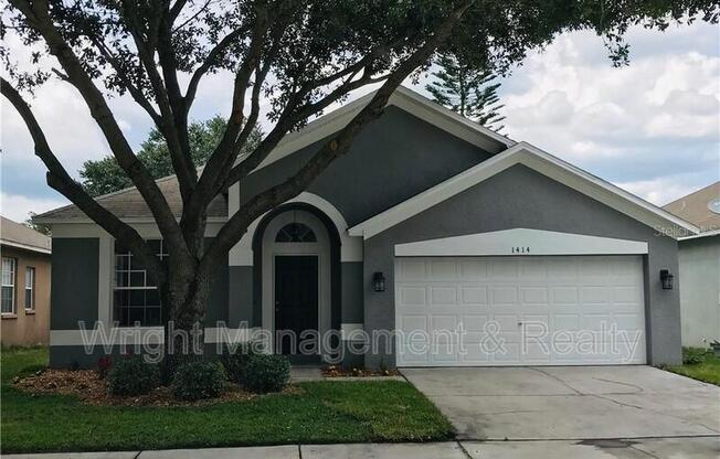 1414 LORETTO CIR