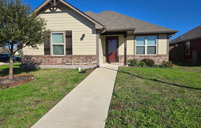 Cozy 3 Bedroom 2 Bath Home in Navasota!!