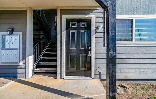 200 N TARRANT 3