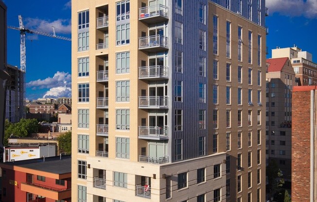 1 bed, 1 bath, 550 sqft, $1,850, Unit #407