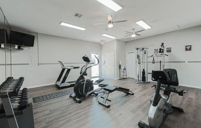 resident gym in west houston luxury apartments