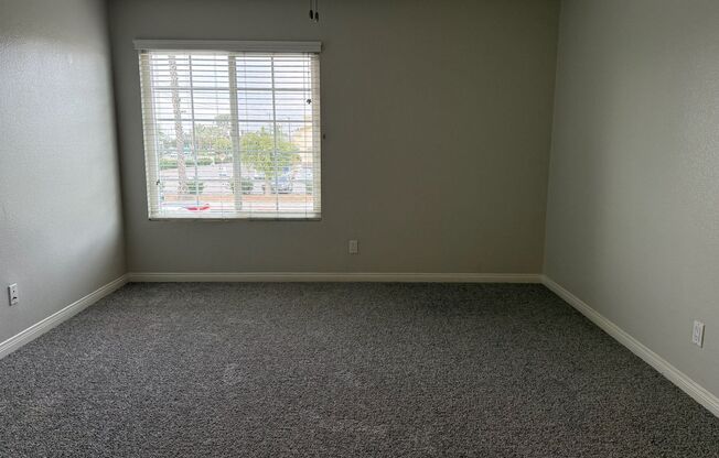 1 bed, 1 bath, 736 sqft, $2,155, Unit C014