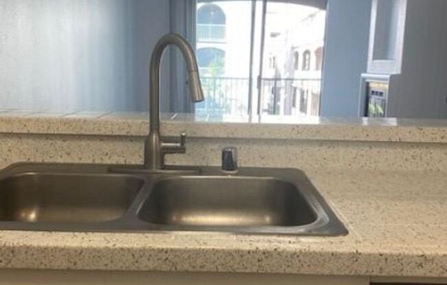 2 beds, 2 baths, $2,695, Unit 1