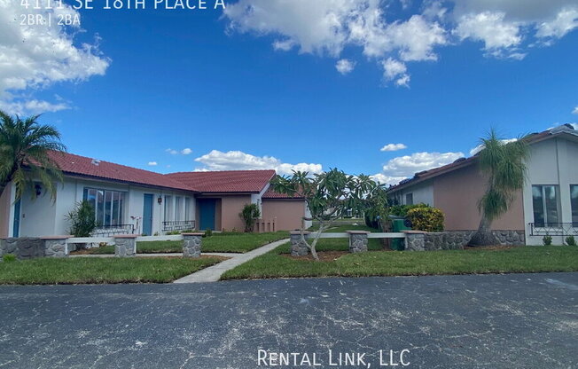 4111 SE 18 PL
