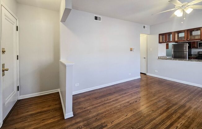 1 bed, 1 bath, 666 sqft, $1,895, Unit 3708-407