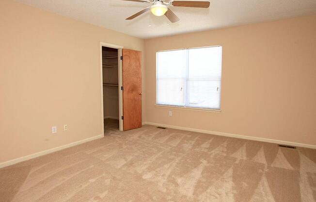 Home - Summerhill & Hickory Manor - Lenexa, KS