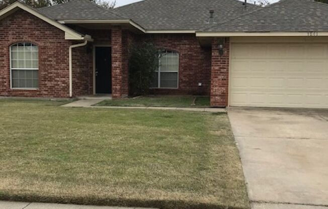 4 Bedroom 2 Bath home close to the OU campus