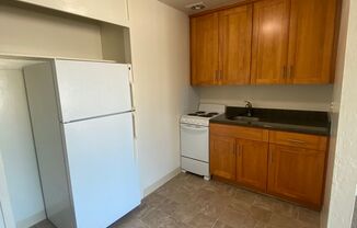 Studio, 1 bath, $1,825, Unit 15