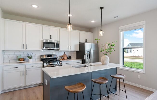 4 beds, 3.5 baths, 2,612 sqft, $3,950, Unit 10074