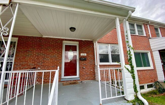 Charming 3BR/2BA Townhome in Stonewood, MD!