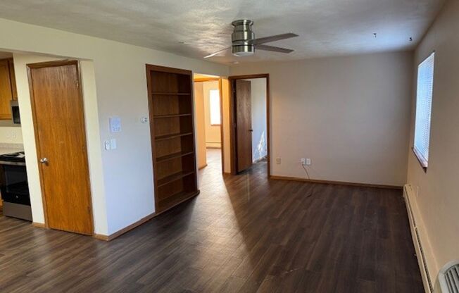 3 beds, 2 baths, 1,200 sqft, $2,350, Unit 5