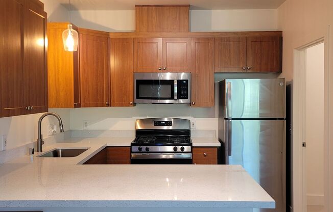 2 beds, 2 baths, 1,080 sqft, $1,950, Unit K6