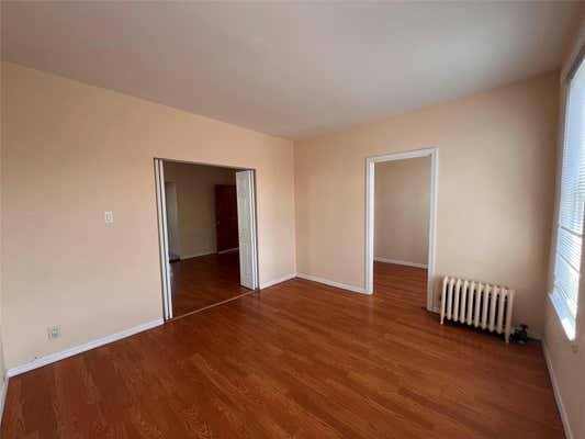 2 beds, 1 bath, 800 sqft, $2,400